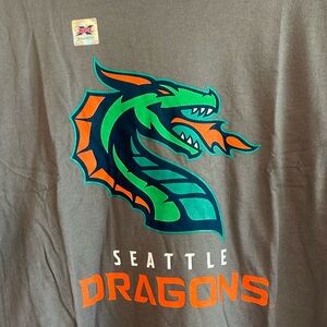 New XFL football Seattle dragons men’s 2XL T-shirt